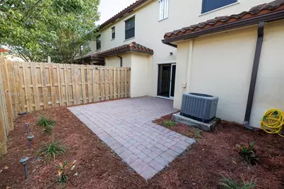 3213 SE 6th St, Homestead, FL 33033 - Photo 24