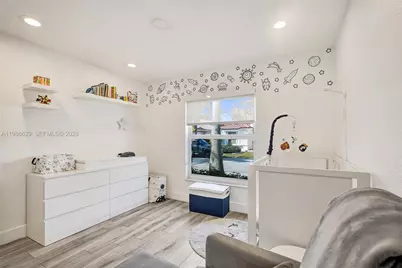 4928 SW 33rd Way, Hollywood, FL 33312 - Photo 14