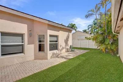 4928 SW 33rd Way, Hollywood, FL 33312 - Photo 44