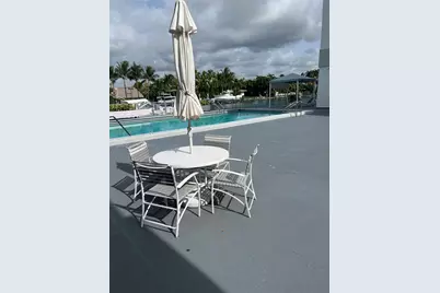 10000 W Bay Harbor Dr #PH4, Bay Harbor Islands, FL 33154 - Photo 14
