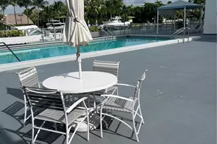10000 W Bay Harbor Dr, Bay Harbor Islands, FL 33154 - Photo 14