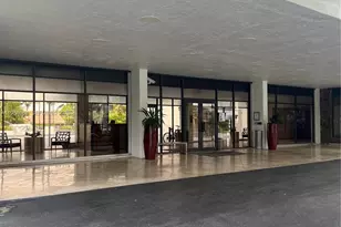 10000 W Bay Harbor Dr, Bay Harbor Islands, FL 33154 - Photo 4