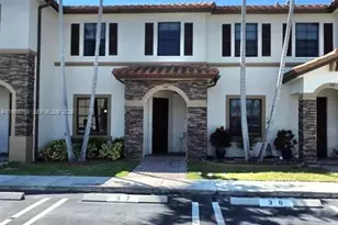 544 SE 32nd Ave, Homestead, FL 33033 - Photo 2