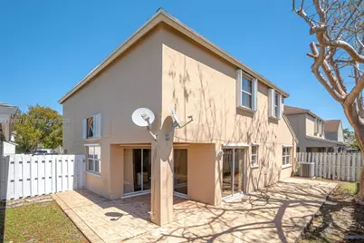 1199 SW 109th Ln, Davie, FL 33324 - Photo 54