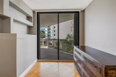 20185 E Country Club Dr #302, Aventura, FL 33180 - Photo 10