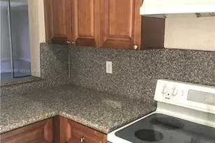 4415 W 10th Ln, Hialeah, FL 33012 - Photo 4