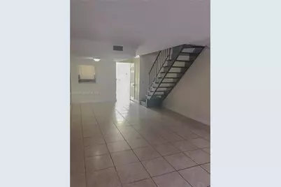 4415 W 10th Ln #14, Hialeah, FL 33012 - Photo 6