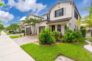 3332 W 95th Terrace, Hialeah, FL 33018 - Photo 2