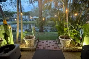 147 SW 3rd St, Pompano Beach, FL 33060 - Photo 10