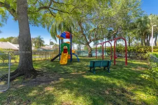 11378 SW 84th Ln, Miami, FL 33173 - Photo 32