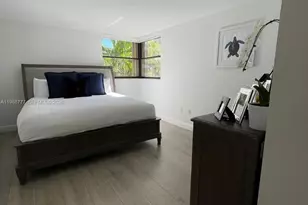 101 Ocean Ln Dr, Key Biscayne, FL 33149 - Photo 20