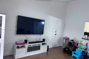 7220 NW 179th St, Hialeah, FL 33015 - Photo 8