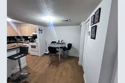 7220 NW 179th St #206, Hialeah, FL 33015 - Photo 2