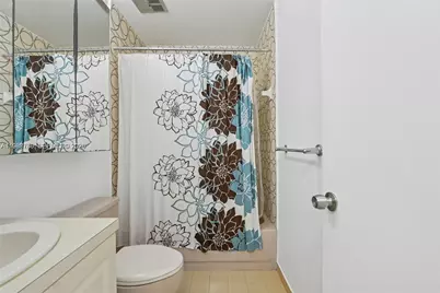 9585 SW 1st Ter, Miami, FL 33174 - Photo 28