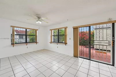 9585 SW 1st Ter, Miami, FL 33174 - Photo 16