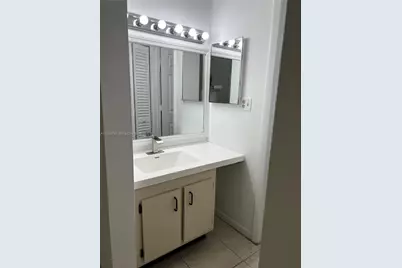 6001 Shakerwood Cir #204, Tamarac, FL 33319 - Photo 12