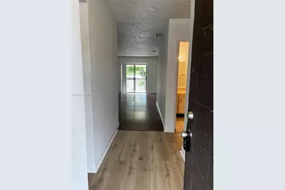 6001 Shakerwood Cir #204, Tamarac, FL 33319 - Photo 8