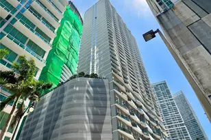 77 SE 5th St, Miami, FL 33131 - Photo 26