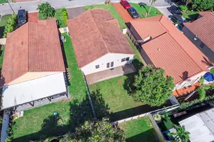 19031 NW 54th Ave, Miami Gardens, FL 33055 - Photo 30