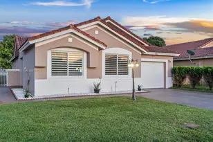19031 NW 54th Ave, Miami Gardens, FL 33055 - Photo 24