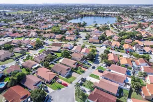 19031 NW 54th Ave, Miami Gardens, FL 33055 - Photo 28