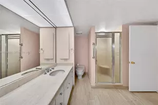 19667 Turnberry Way, Aventura, FL 33180 - Photo 22