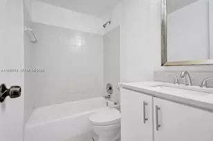 1251 NE 108th St, Miami, FL 33161 - Photo 10
