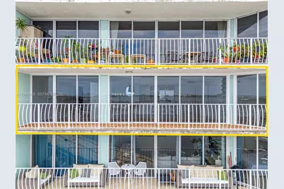 7601 E Treasure Dr #1915, North Bay Village, FL 33141 - Photo 4