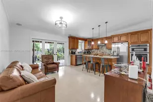 10021 SW 145th Pl, Miami, FL 33186 - Photo 10