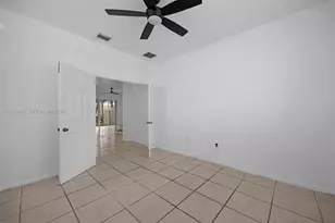 12471 SW 42nd St, Miramar, FL 33027 - Photo 32