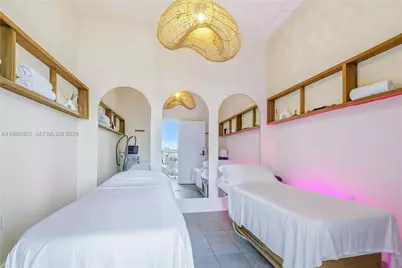 239 SW 9th St #802, Miami, FL 33130 - Photo 12
