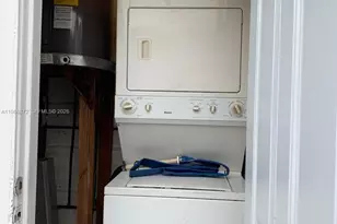 1990 NE 181st St, North Miami Beach, FL 33162 - Photo 6