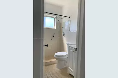 1990 NE 181st St, North Miami Beach, FL 33162 - Photo 10