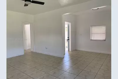 1990 NE 181st St, North Miami Beach, FL 33162 - Photo 8