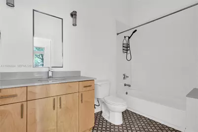 761 NW 1st St #101, Miami, FL 33128 - Photo 14