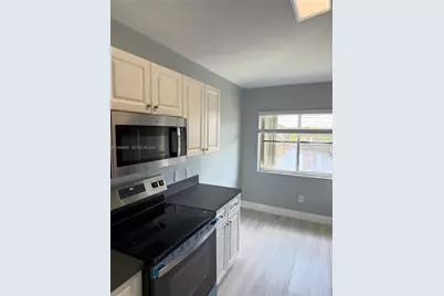 165 NW 96th Ter #3-308, Pembroke Pines, FL 33024 - Photo 20