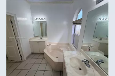 4110 NE 22nd Ct, Homestead, FL 33033 - Photo 24