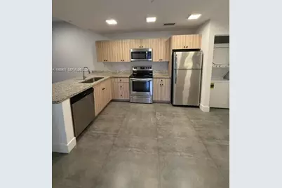 2010 SW 25th Ter #205, Miami, FL 33133 - Photo 4