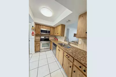 1040 NW 80th Ave #203, Margate, FL 33063 - Photo 8