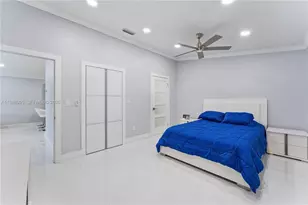 3355 W 68th St, Hialeah, FL 33018 - Photo 14