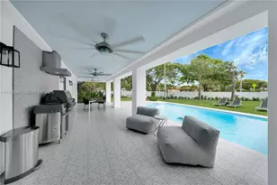10705 SW 128th Terrace, Miami, FL 33176 - Photo 28
