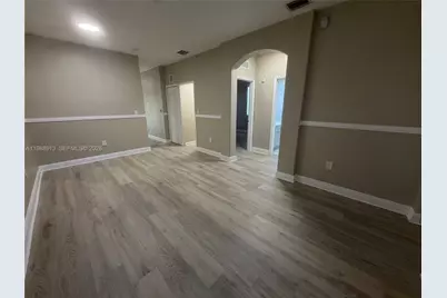 2637 SE 16th Ter #107, Homestead, FL 33035 - Photo 4