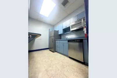 8080 NW 33rd St, Doral, FL 33122 - Photo 8