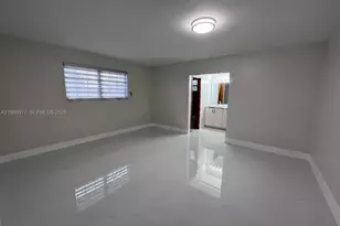 190 W 51st St, Hialeah, FL 33012 - Photo 6