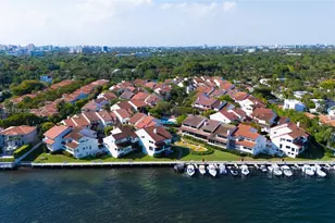 2000 S Bayshore Dr, Miami, FL 33133 - Photo 60