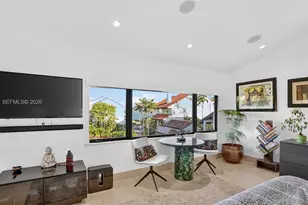 2000 S Bayshore Dr, Miami, FL 33133 - Photo 38