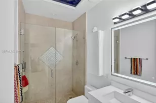 2000 S Bayshore Dr, Miami, FL 33133 - Photo 46