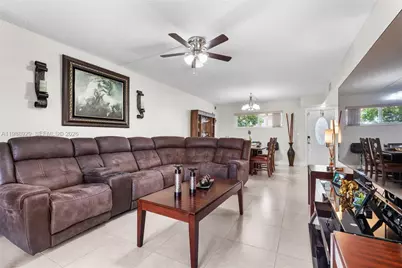9420 S Hollybrook Lake Dr #206, Pembroke Pines, FL 33025 - Photo 24