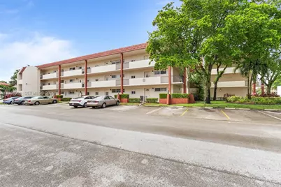 9420 S Hollybrook Lake Dr #206, Pembroke Pines, FL 33025 - Photo 6
