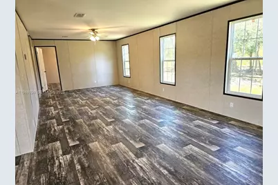 881 Woodland Blvd, Clewiston, FL 33440 - Photo 6